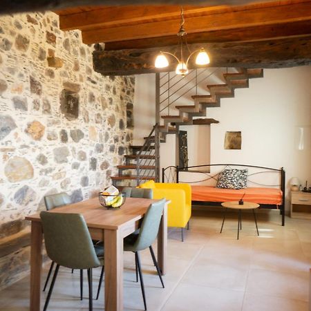 AmigdhalokeFálion Alegria Stone Houseヴィラ エクステリア 写真