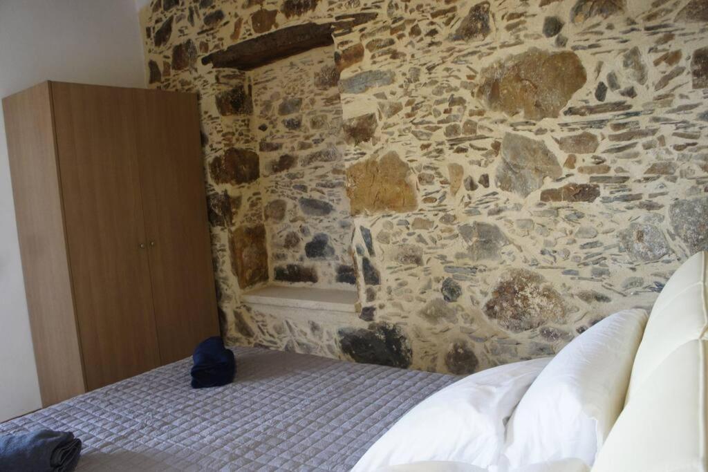 AmigdhalokeFálion Alegria Stone Houseヴィラ エクステリア 写真