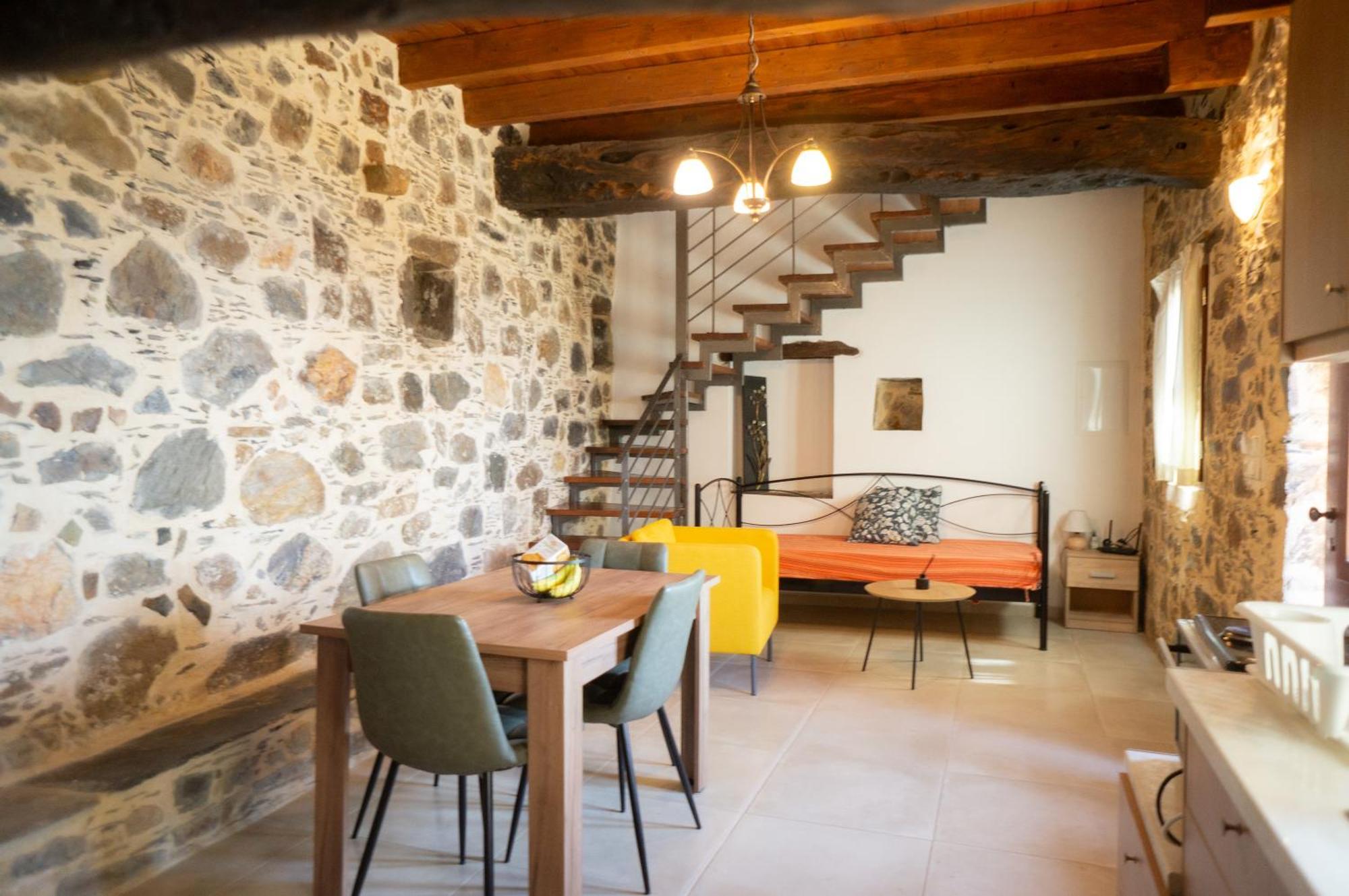 AmigdhalokeFálion Alegria Stone Houseヴィラ エクステリア 写真